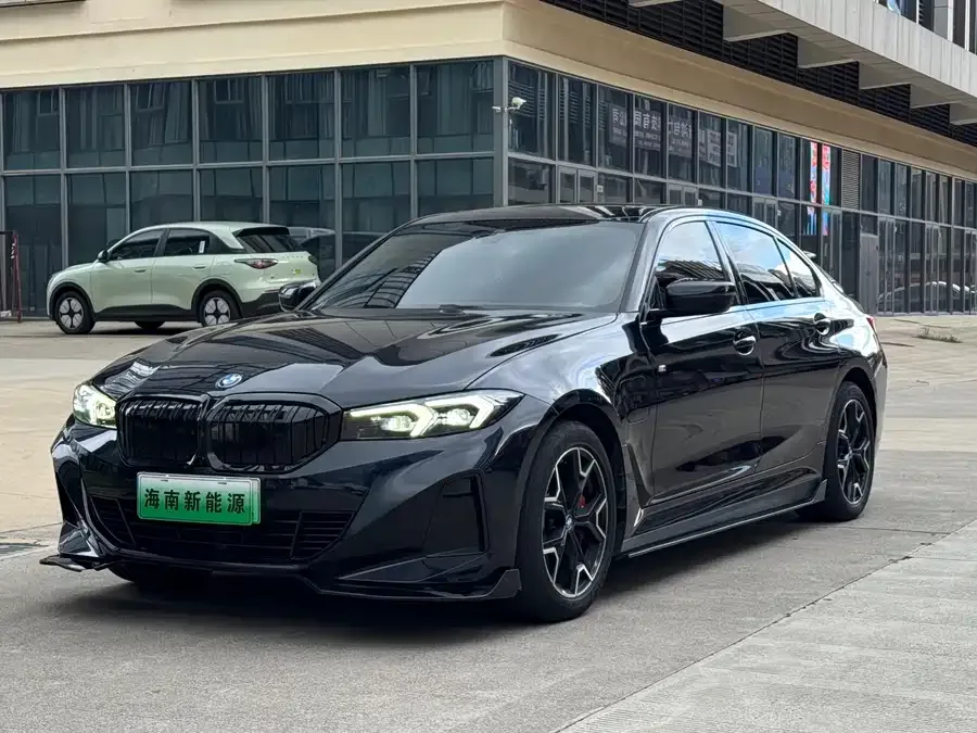 BMW i3 2024