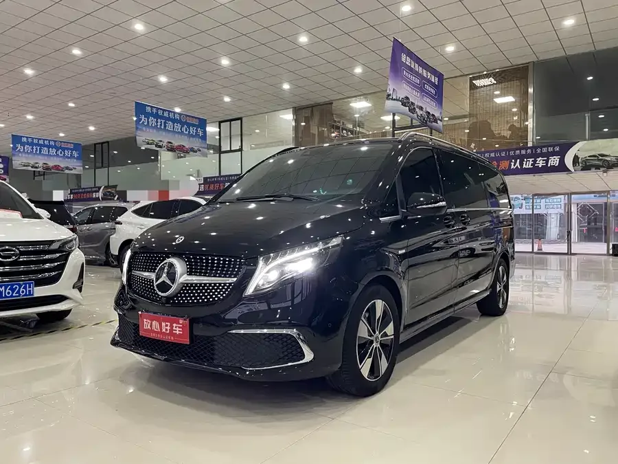 Mercedes-Benz Class V 2023