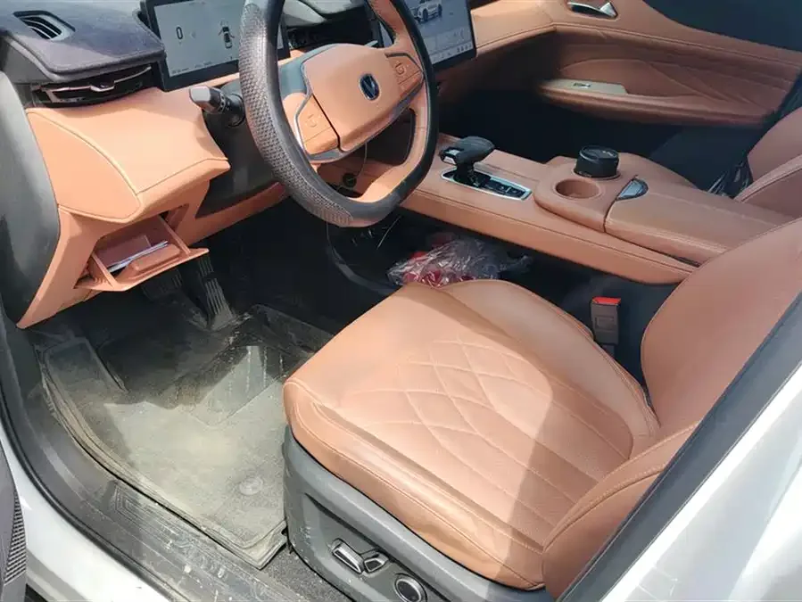 Changan UNI-Z PHEV Changan UNI-Z New Energy 2024 Blue Whale iDD 125km Excellence Edition 2024 — миниатюра 3