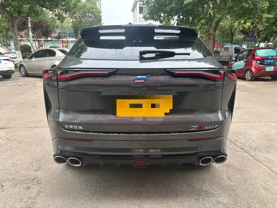 Oshan Z6 Changan Auchan Z6 2023 Blue Whale 1.5T DCT smart model 2023 — миниатюра 2