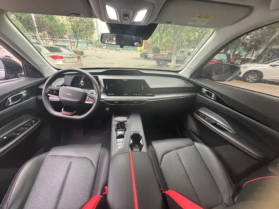 Oshan Z6 Changan Auchan Z6 2023 Blue Whale 1.5T DCT smart model 2023 — миниатюра 3