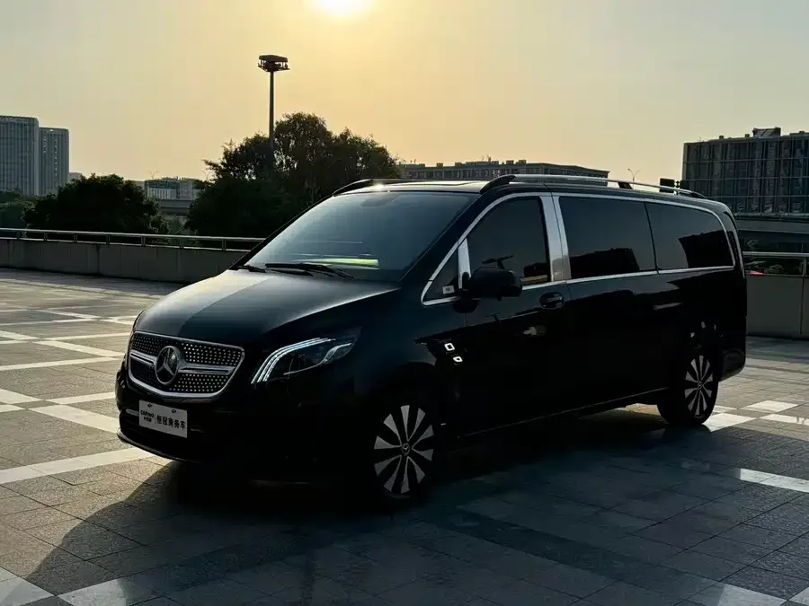 Mercedes-Benz Vito 2024