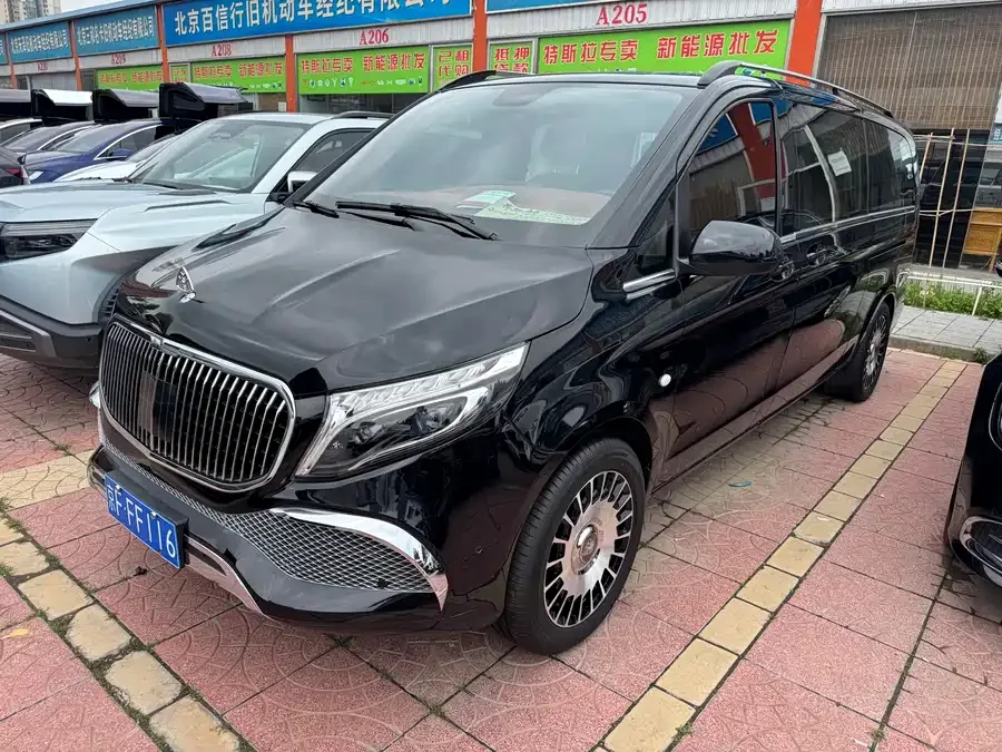 Mercedes-Benz Vito 2023