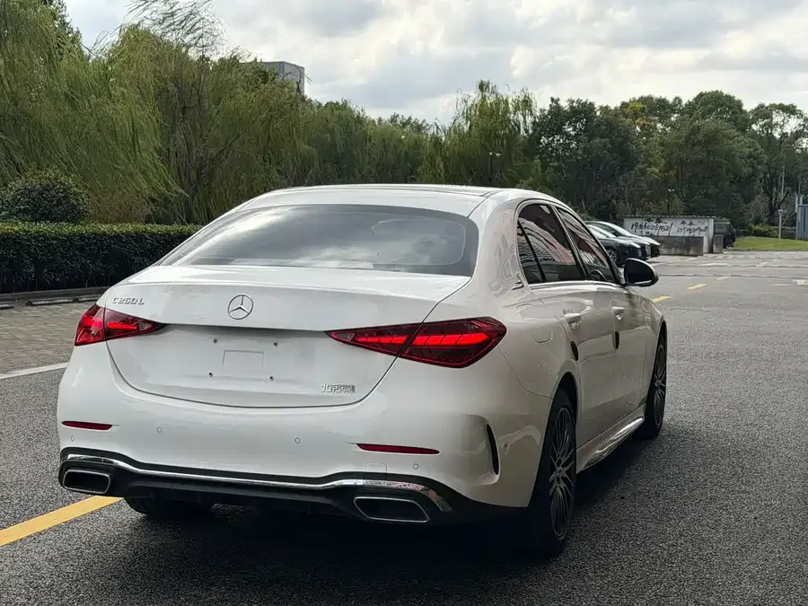 Mercedes-Benz Class C Mercedes-Benz C-Class 2025 C 260 L Sports Edition 2025 — миниатюра 4