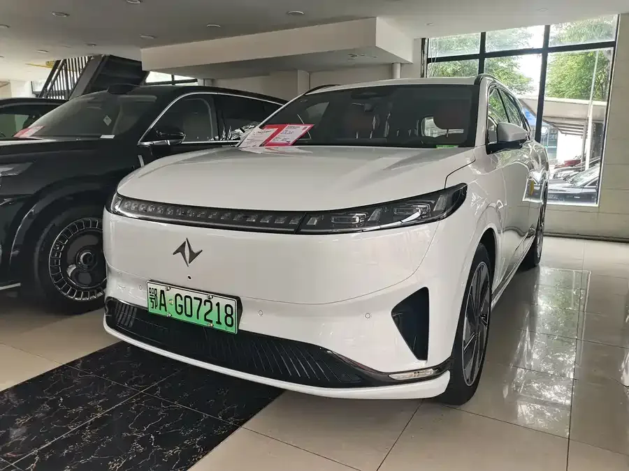 Dongfeng e008 2025