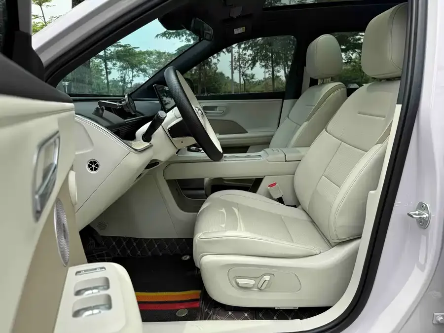 Toyota BZ3X Bozhi 3X 2025 520 Pro+ LiDAR Edition 2025 — миниатюра 2