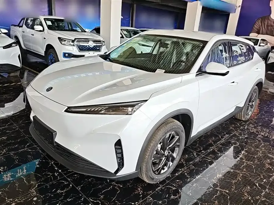 Dongfeng SKY EV01 SKY EV01 2025 530km AIR Elite Edition 2026 — фото 1, купить с доставкой в Москву