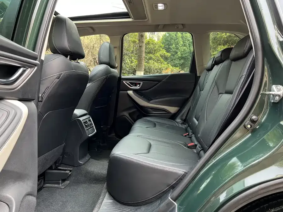 Subaru Forester Forester 2022 2.0i AWD Luxury Edition EyeSight 2022 — миниатюра 3