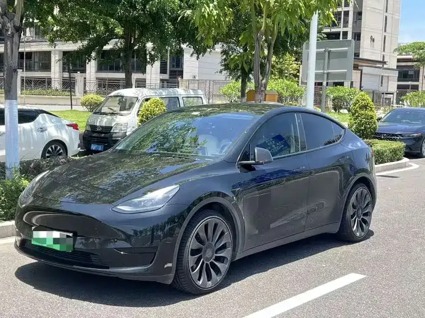 Tesla Model Y 2022
