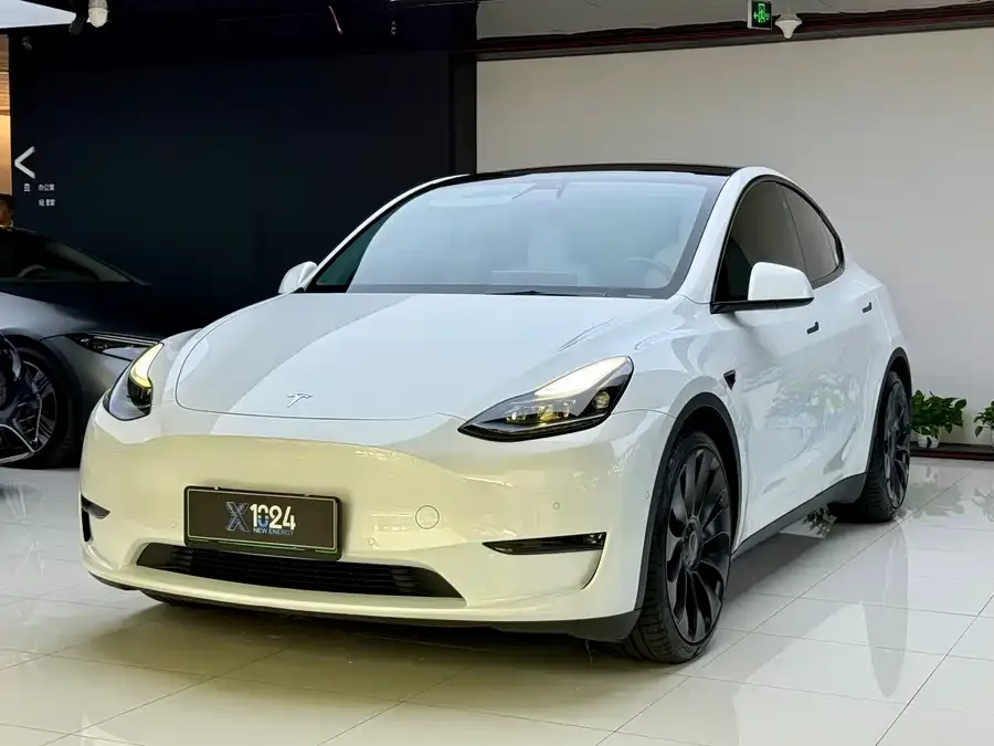 Tesla Model Y 2022