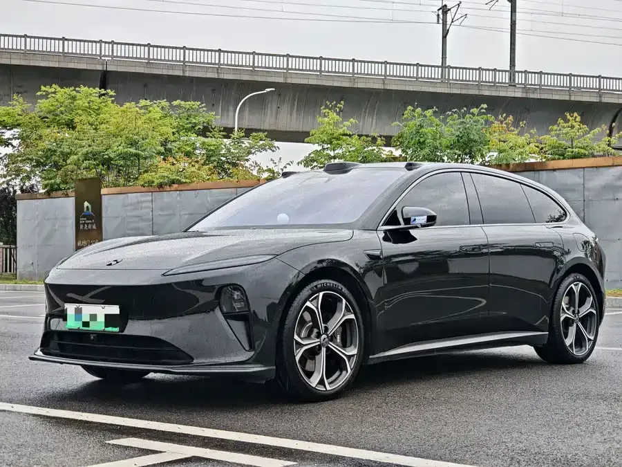 NIO ET5T 2024