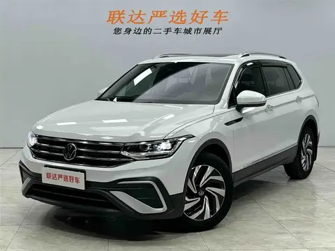 Volkswagen Tiguan L 2022 купить в Москве