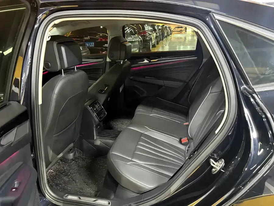 Volkswagen Passat Passat 2024 330TSI Star Elite Edition 2024 — миниатюра 2