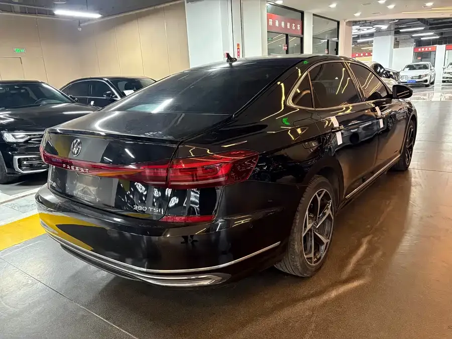 Volkswagen Passat Passat 2024 330TSI Star Elite Edition 2024 — миниатюра 5