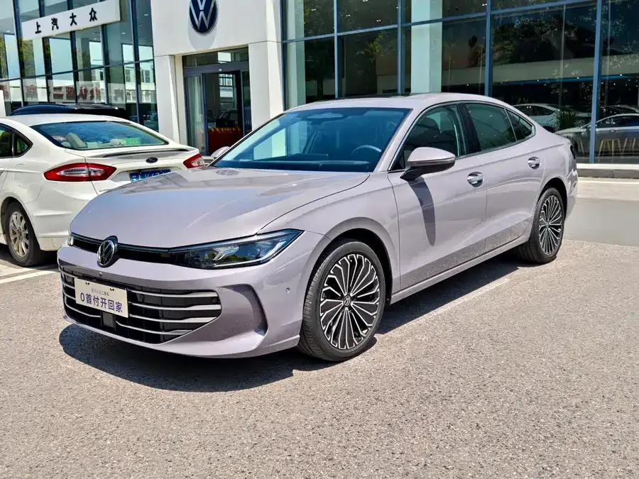 Volkswagen Passat 2024