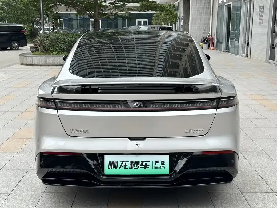 Dongfeng e007 e007 2025 pure electric 565 four-wheel drive Max pilot version 2025 — миниатюра 2
