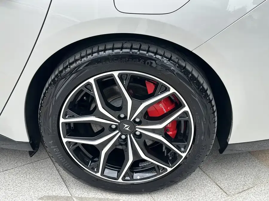 Dongfeng e007 e007 2025 pure electric 565 four-wheel drive Max pilot version 2025 — миниатюра 5