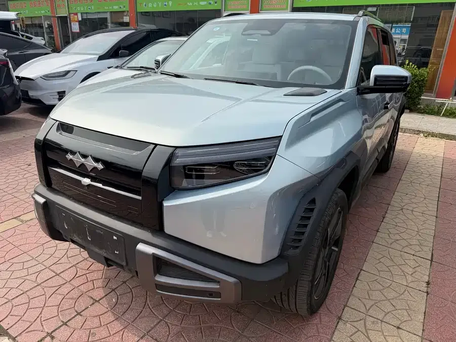 BYD Leopard Titanium 3 2025