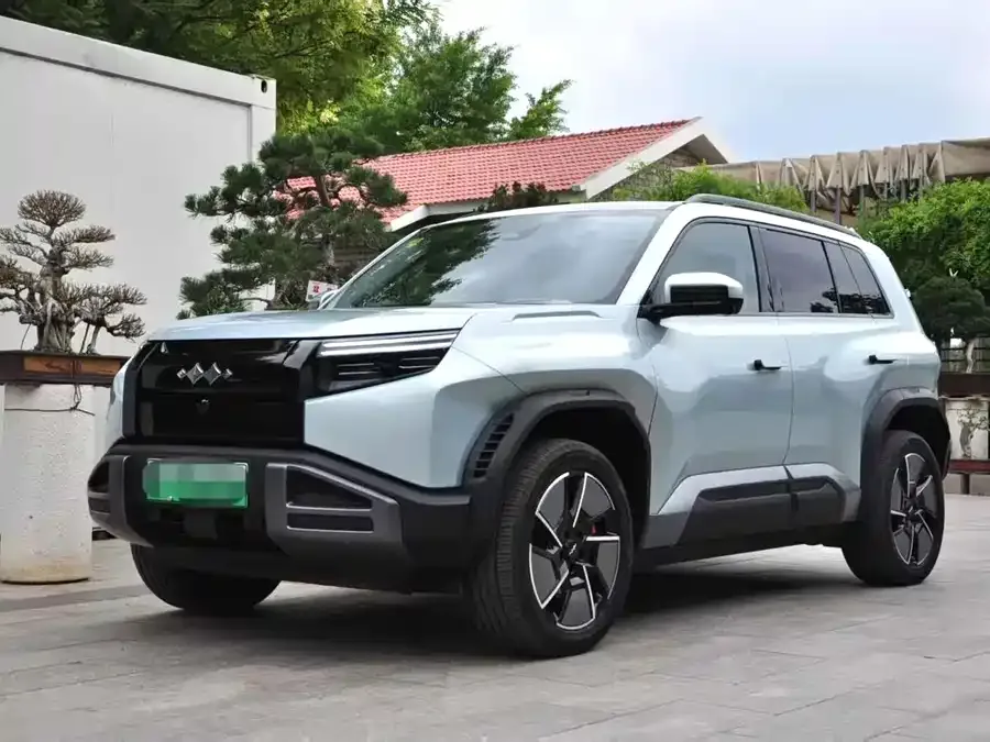 BYD Leopard Titanium 3 2026