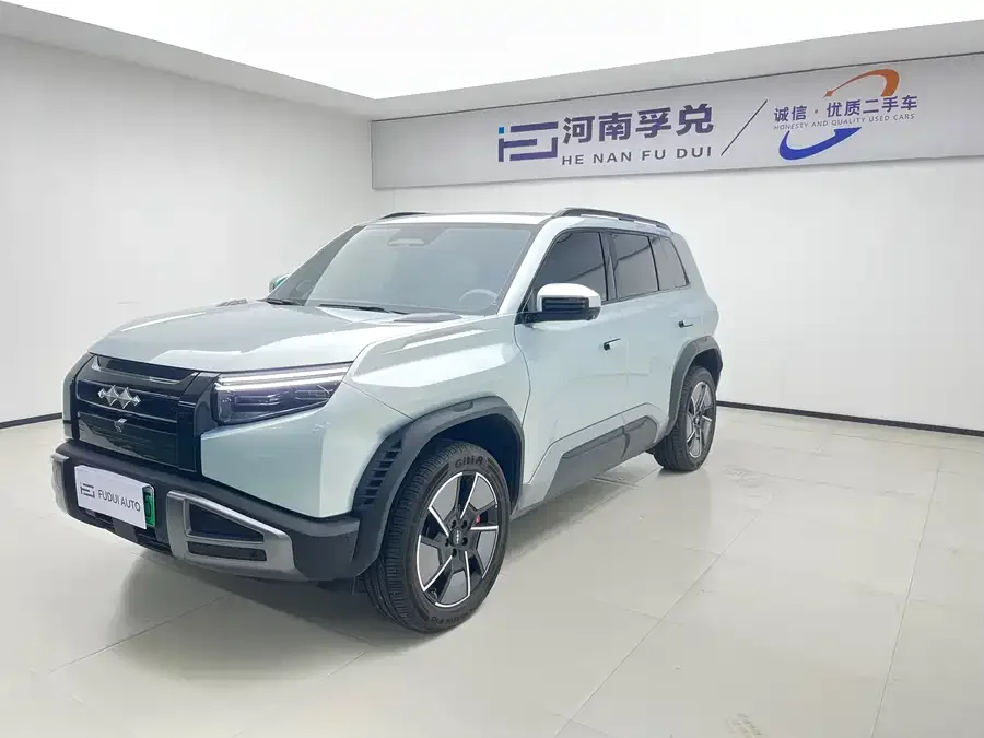 BYD Leopard Titanium 3 2025