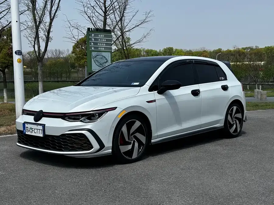 Volkswagen GOLF GTI 2022