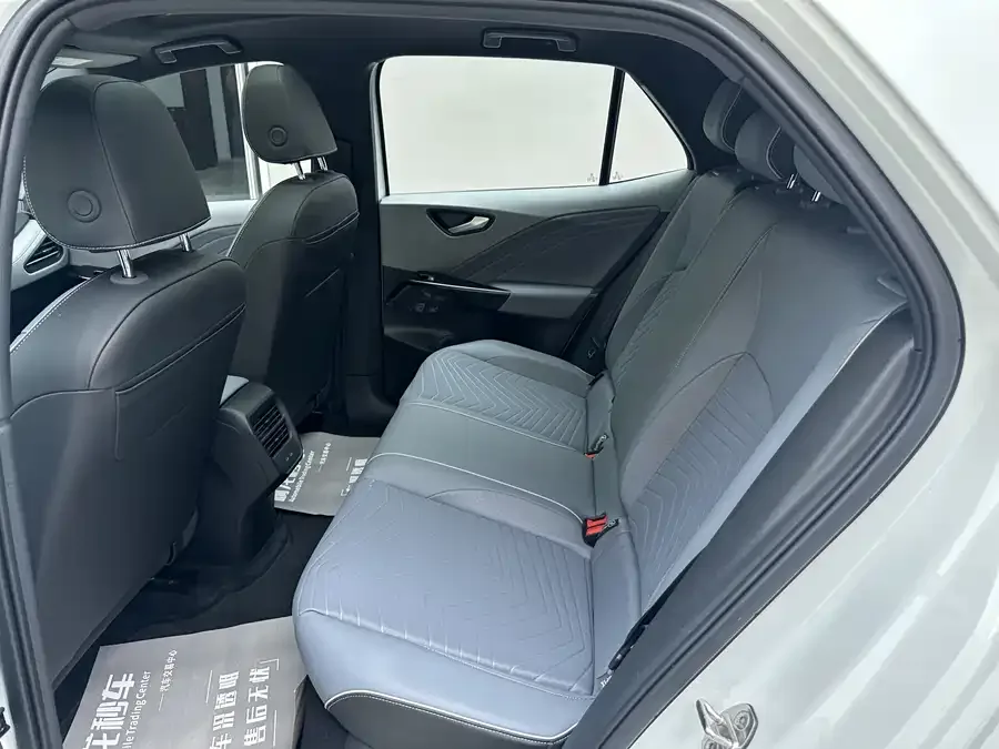 Volkswagen ID.3 Volkswagen ID.3 2025 facelift Smart Edition 2025 — миниатюра 3