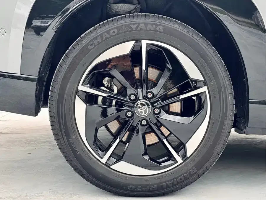 Toyota BZ3X Bozhi 3X 2025 520 Pro+ LiDAR Edition 2025 — миниатюра 4