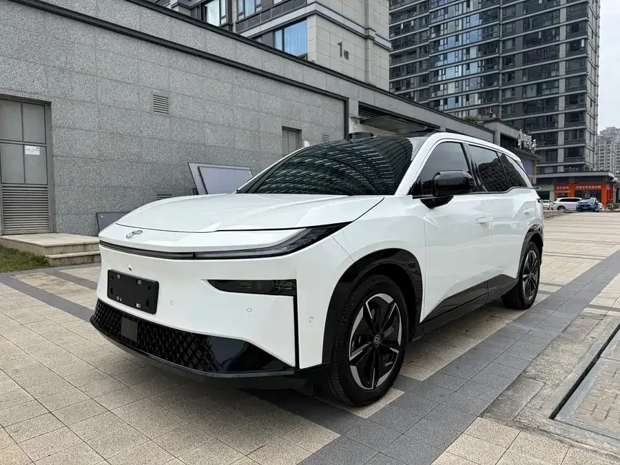 Toyota BZ3X Bozhi 3X 2025 520 Pro+ LiDAR Edition 2025 — фото 1, купить с доставкой в Москву