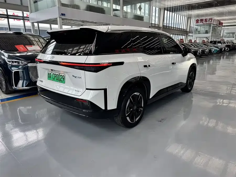 Toyota BZ3X Bozhi 3X 2025 520 Pro+ LiDAR Edition 2025 — миниатюра 4