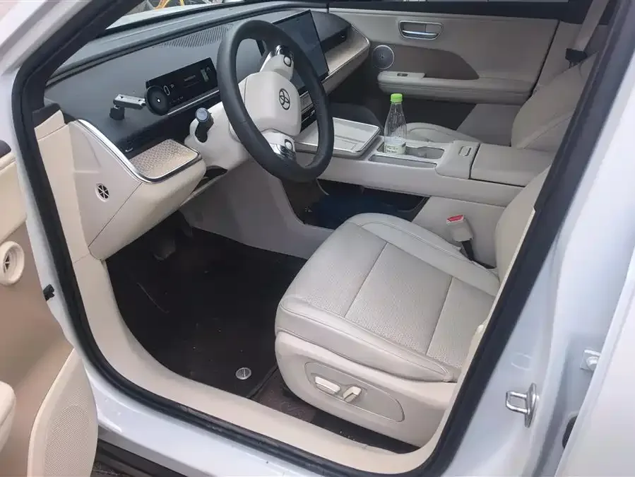 Toyota BZ3X Bozhi 3X 2025 520 Pro+ LiDAR Edition 2025 — миниатюра 3