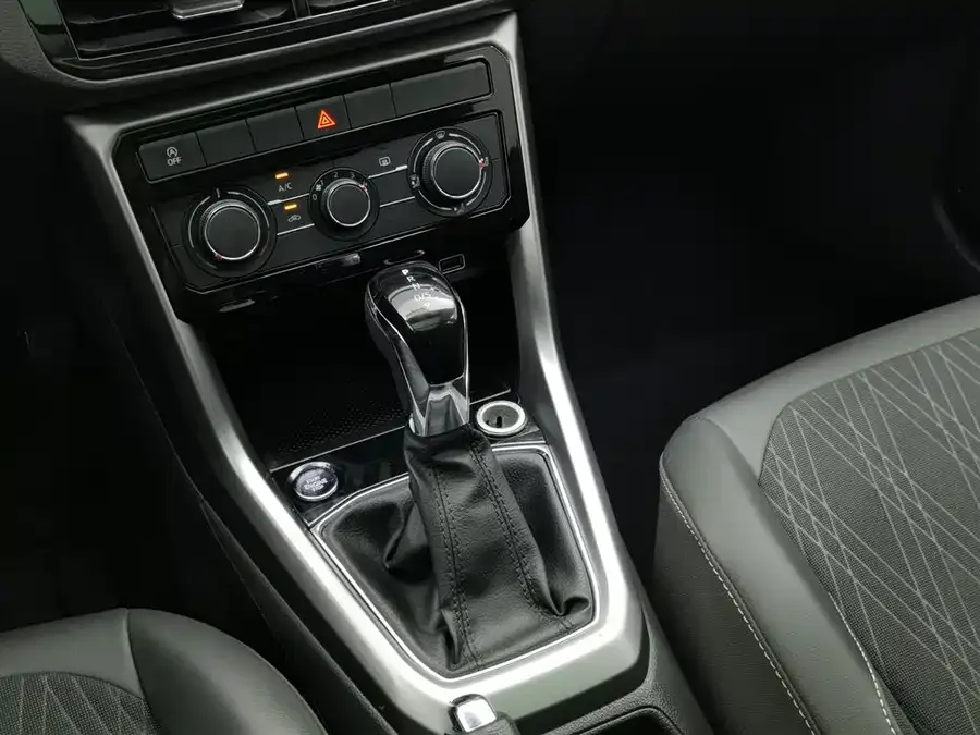 Volkswagen Tukai (T-Cross) 2022 Tukai 280TSI DSG Comfort Edition 2022 — миниатюра 4