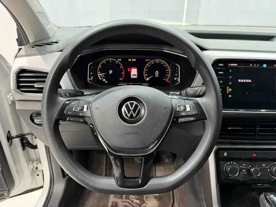 Volkswagen Tukai (T-Cross) Tukai 2023 facelift 1.5L automatic comfort version 2024 — миниатюра 3