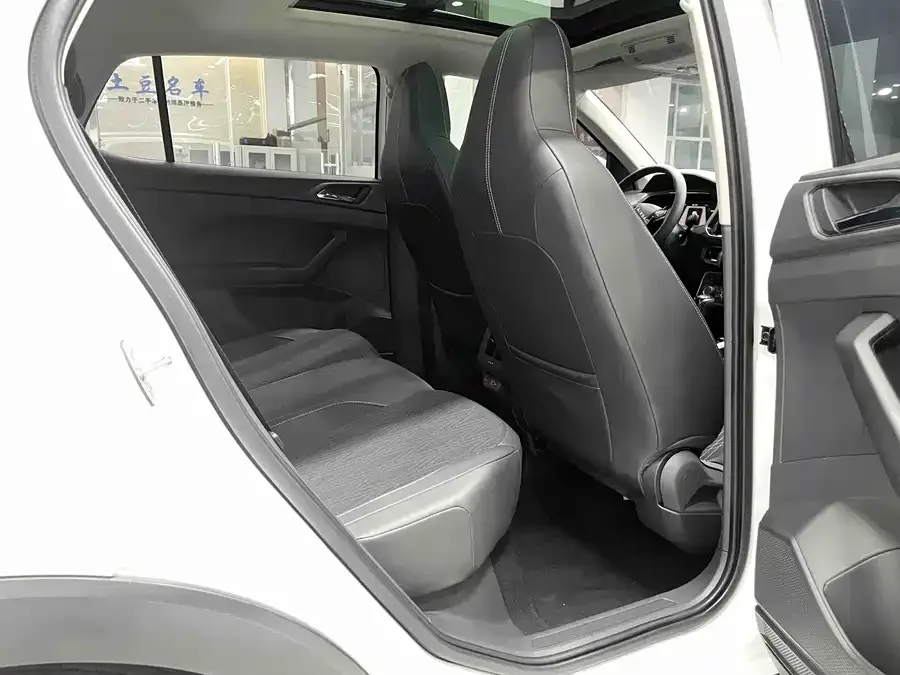 Volkswagen Tukai (T-Cross) Tukai 2022 1.5L automatic comfort version 2022 — миниатюра 4