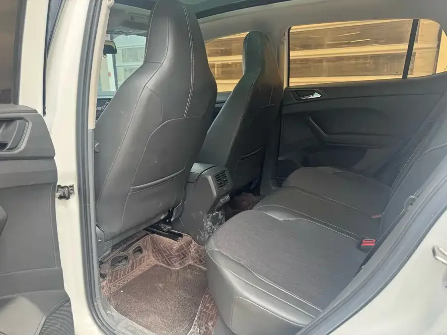Volkswagen Tukai (T-Cross) Tukai 2022 1.5L automatic comfort version 2022 — миниатюра 4