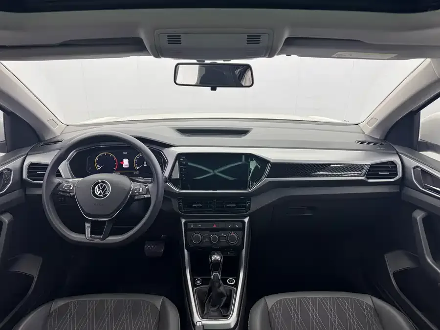 Volkswagen Tukai (T-Cross) Tukai 2022 1.5L automatic comfort version 2022 — миниатюра 3