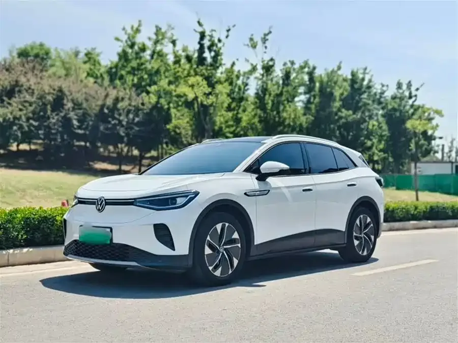 Volkswagen ID.4 Crozz ID.4 CROZZ 2022 standard battery life PURE version 2023 — фото 1, купить с доставкой в Москву
