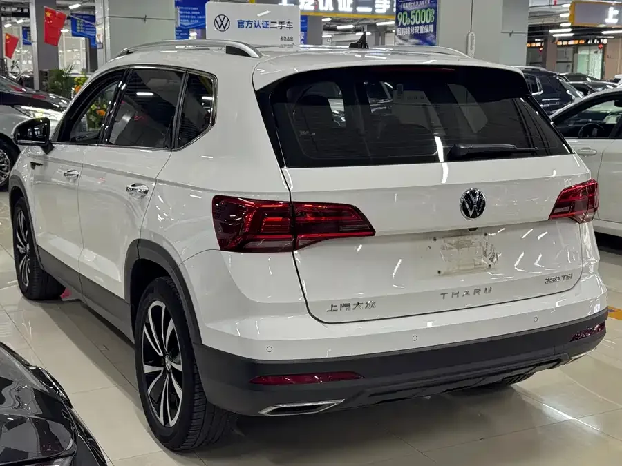 Volkswagen Tiguan (Tharu) Tuyue 2022 280TSI 2WD Luxury Edition 2022 — миниатюра 3