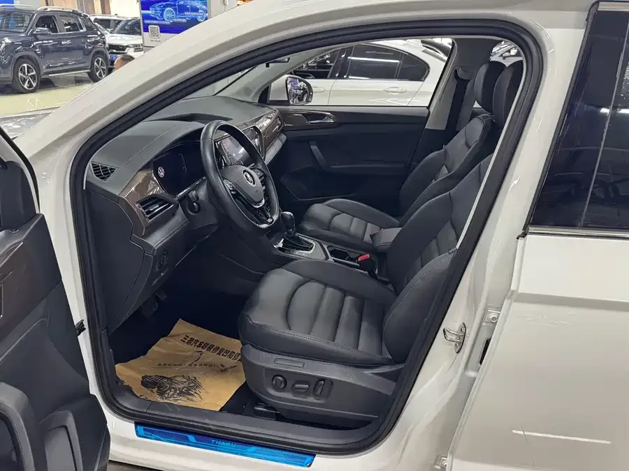 Volkswagen Tiguan (Tharu) Tuyue 2022 280TSI 2WD Luxury Edition 2022 — миниатюра 4