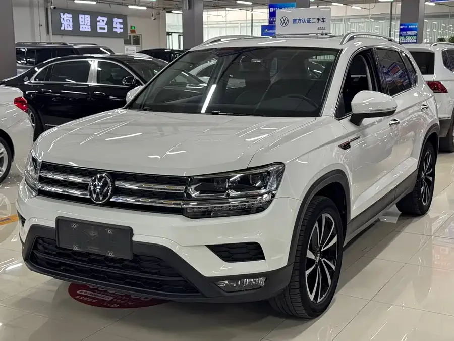 Volkswagen Tiguan (Tharu) Tuyue 2022 280TSI 2WD Luxury Edition 2022 — фото 1, купить с доставкой в Москву