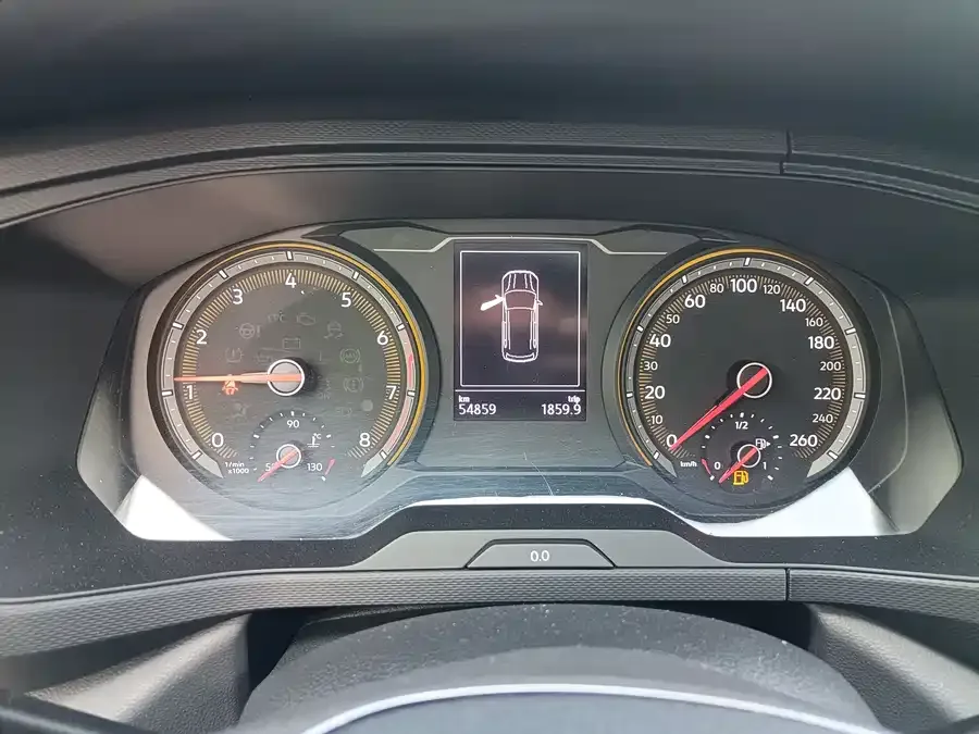 Volkswagen Tiguan (Tharu) 2021 Tuyue 280TSI 2WD Fashion Edition 2022 — миниатюра 5