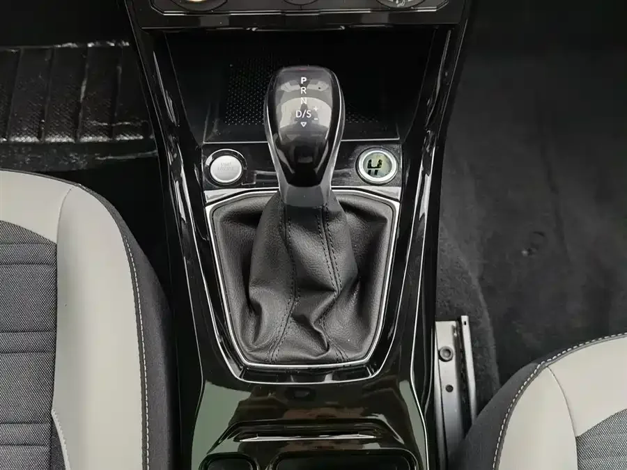 Volkswagen Tiguan (Tharu) Tuyue 2025 New 1.5L Sharp Edition 2025 — миниатюра 4