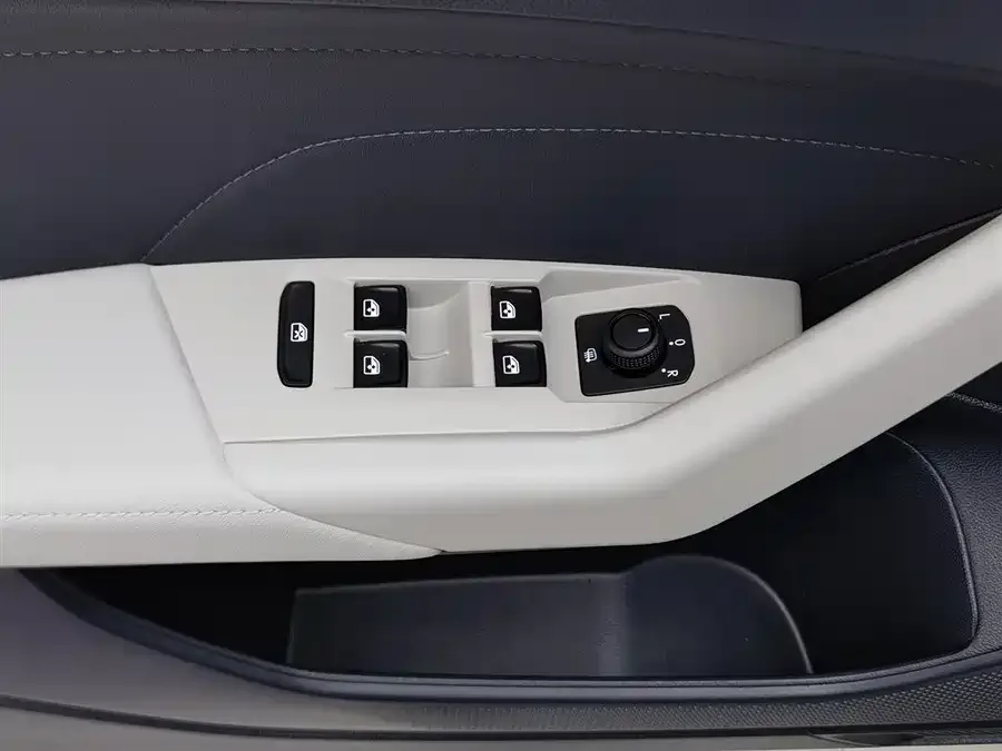 Volkswagen Tiguan (Tharu) Tuyue 2025 New 1.5L Sharp Edition 2025 — миниатюра 3