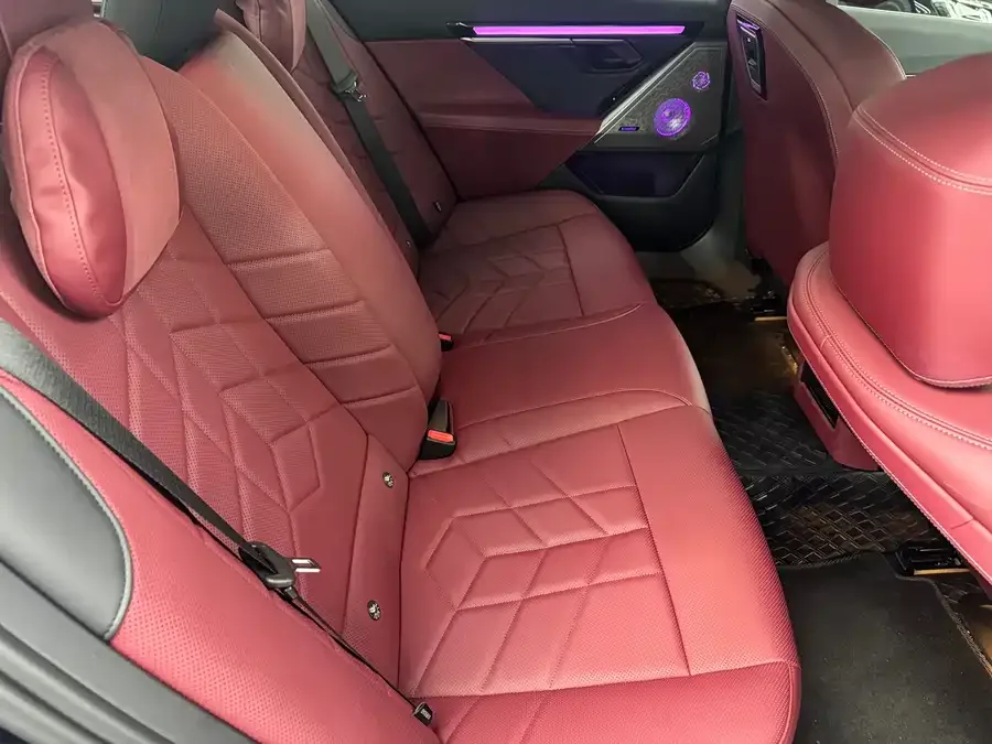 BMW 5 Series BMW 5 Series 2025 530Li xDrive M Sport Package 2025 — миниатюра 3
