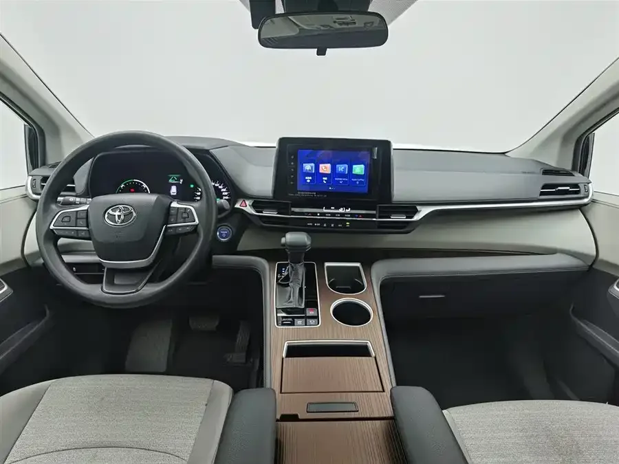 Toyota Sienna SIENNA 2023 2.5L Hybrid Comfort Edition 2024 — миниатюра 2