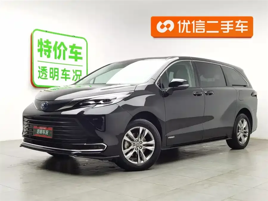 Toyota Sienna SIENNA 2023 2.5L Hybrid Comfort Edition 2024 — фото 1, купить с доставкой в Москву