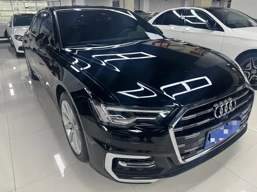 Audi A6L 2024 45 TFSI Premium Dynamic Model 2025 — миниатюра 3