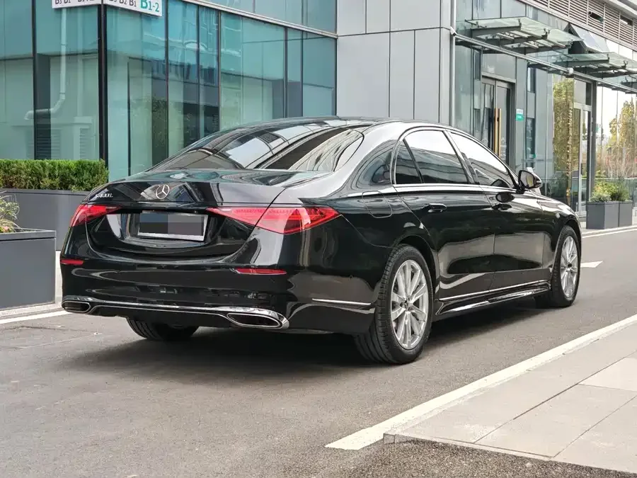 Mercedes-Benz S-Класс 2026 Mercedes-Benz S-Class S 400 L Special Edition 2026 — миниатюра 3