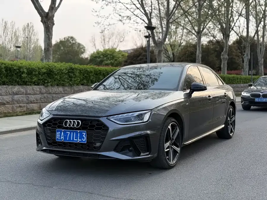 Audi a4 l 2024