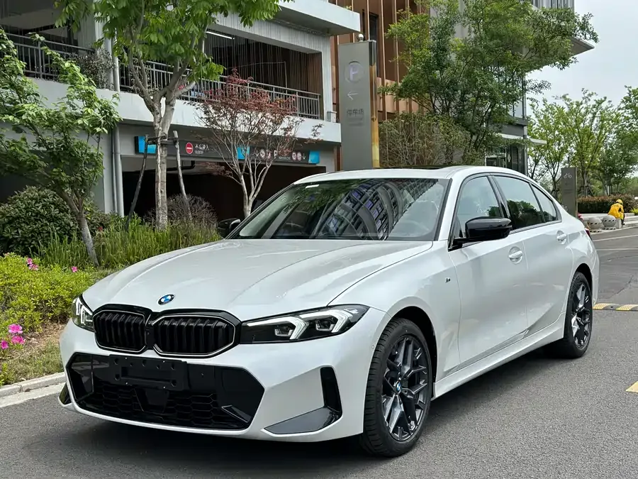 BMW 3 Series 2025