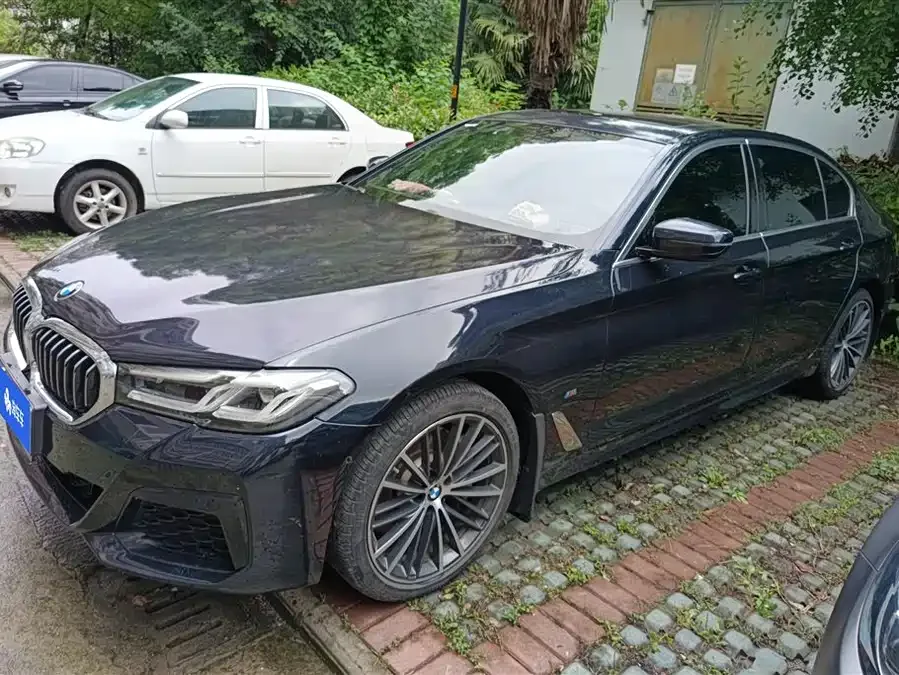 BMW 5 Series 2023